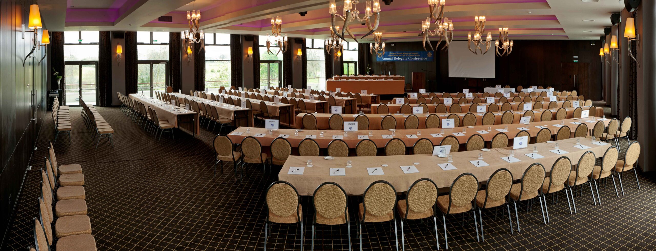 Panorama Aine Conference 2 scaled